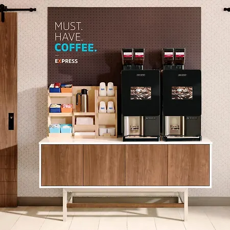 Holiday Inn Express Rome-East By Ihg-2